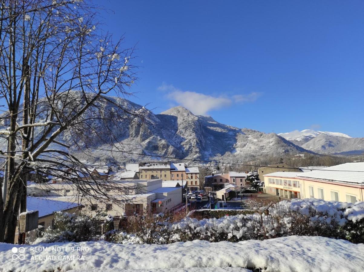 Le Nopal Bleu Apartment Tarascon-sur-Ariege Exterior photo